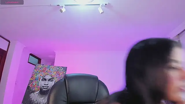 Snapshot of JANYLOVE__ chatting on November 10, 2025, 11:04 am JANYLOVE online show from November 10, 2025, 11:04 am