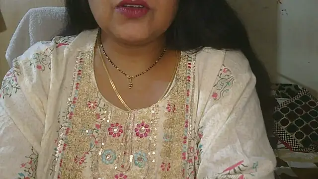 Snapshot of Cute_Ruhi99 chatting on November 23, 2025, 10:03 am Cute Ruhi99 online show from November 23, 2025, 10:03 am