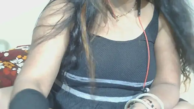 Cute Ruhi99 online show from March 18, 2026, 6:27 am