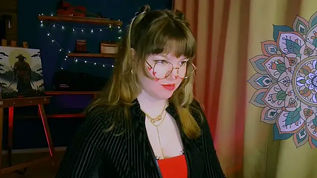 Snapshot of VioletteWay chatting on February 15, 2026, 5:01 pm VioletteWay online show from February 15, 2026, 5:01 pm