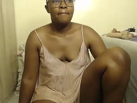 Snapshot of joy_jj chatting on November 18, 2025, 9:45 am joy jj online show from November 18, 2025, 9:45 am