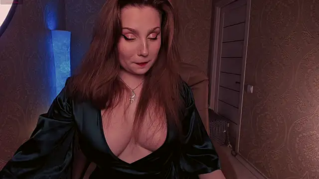 Eesmaaarrr online show from December 21, 2025, 11:27 pm