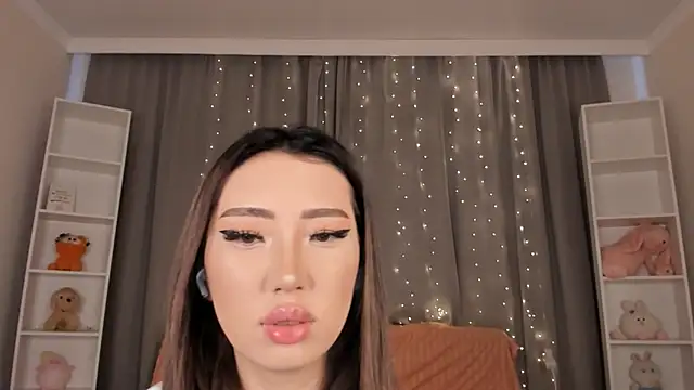 Snapshot of tinki_winkii chatting on November 20, 2025, 4:35 am tinki winkii online show from November 20, 2025, 4:35 am