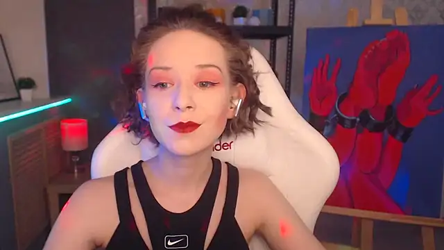 Snapshot of FascinatingEyess chatting on February 14, 2025, 10:36 pm FascinatingEyess online show from February 14, 2025, 10:36 pm