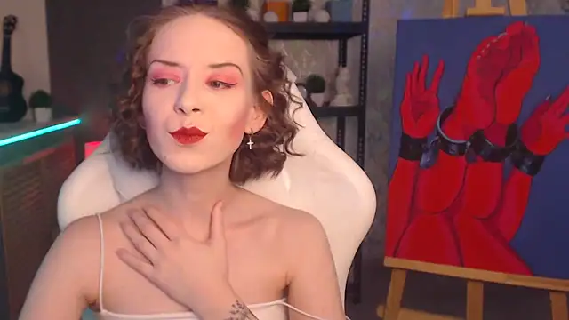 Snapshot of FascinatingEyess chatting on October 9, 2025, 6:19 pm FascinatingEyess online show from October 9, 2025, 6:19 pm