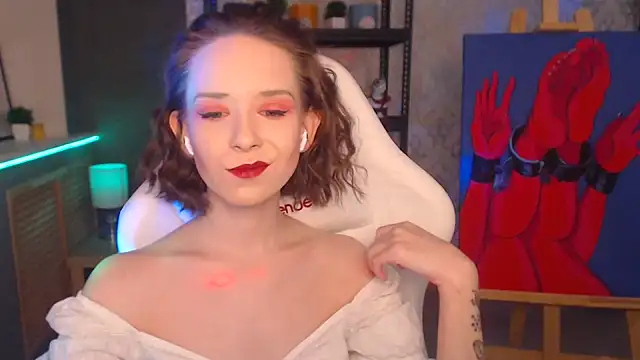 Snapshot of FascinatingEyess chatting on January 8, 2025, 7:34 pm FascinatingEyess online show from January 8, 2025, 7:34 pm