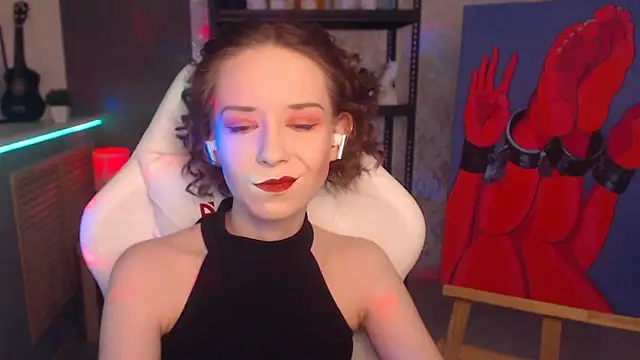 Snapshot of FascinatingEyess chatting on March 12, 2025, 1:14 am FascinatingEyess online show from March 12, 2025, 1:14 am