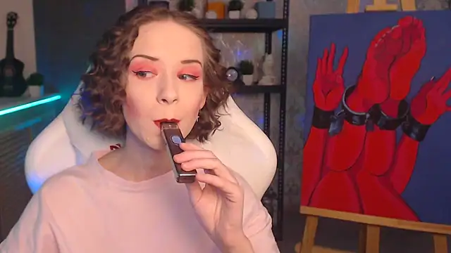 Snapshot of FascinatingEyess chatting on October 10, 2025, 6:42 pm FascinatingEyess online show from October 10, 2025, 6:42 pm