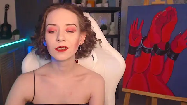 Snapshot of FascinatingEyess chatting on October 5, 2025, 5:58 pm FascinatingEyess online show from October 5, 2025, 5:58 pm