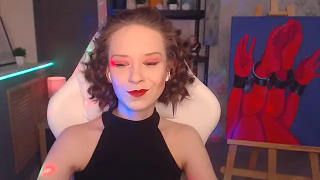 Snapshot of FascinatingEyess chatting on February 4, 2025, 5:21 am FascinatingEyess online show from February 4, 2025, 5:21 am