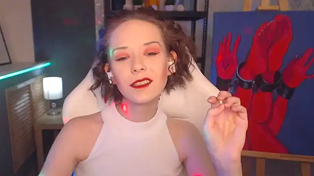 Snapshot of FascinatingEyess chatting on February 17, 2025, 2:53 am FascinatingEyess online show from February 17, 2025, 2:53 am