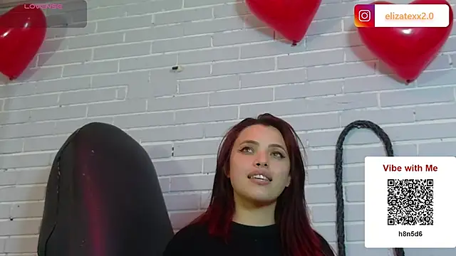 elizatexx online show from February 25, 2026, 7:03 pm