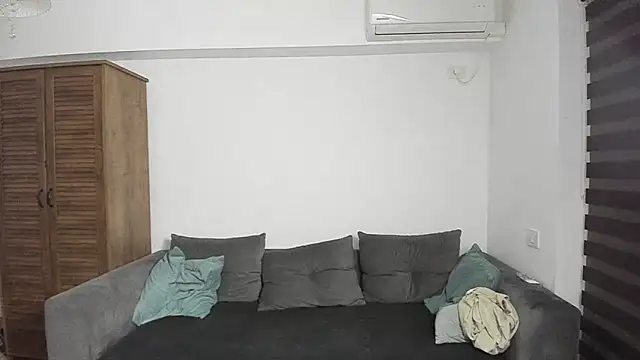 ZkkBlitz online show from April 14, 2026, 8:03 pm