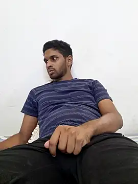 Snapshot of mykecockslong chatting on February 14, 2025, 4:20 pm mykecockslong online show from February 14, 2025, 4:20 pm