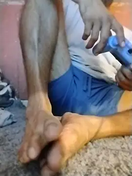 brownfeet online show from December 24, 2024, 2:54 am