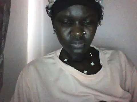 Snapshot of Princess_Tamara chatting on October 25, 2025, 2:50 pm Princess Tamara online show from October 25, 2025, 2:50 pm