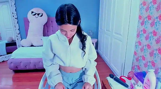 Snapshot of Iris_Stone_ chatting on January 17, 2025, 8:11 pm Iris Stone online show from January 17, 2025, 8:11 pm