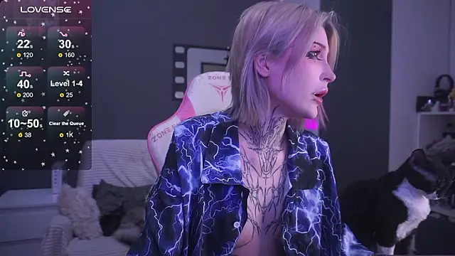 Snapshot of fraulein_mooon chatting on February 6, 2026, 5:47 am fraulein mooon online show from February 6, 2026, 5:47 am