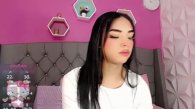 Snapshot of Sofi_hdz chatting on March 23, 2025, 2:04 am Sofi hdz online show from March 23, 2025, 2:04 am
