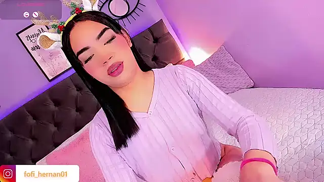 Sofi hdz online show from November 28, 2025, 9:04 pm