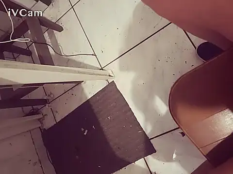 Comandante1000 online show from September 28, 2025, 6:53 am