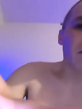 AttractiveSilk5 online show from February 10, 2026, 2:21 am