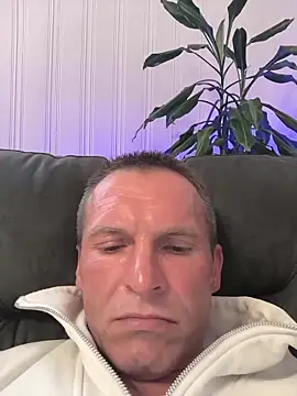 Snapshot of AttractiveSilk5 chatting on June 14, 2026, 3:24 pm AttractiveSilk5 online show from June 14, 2026, 3:24 pm