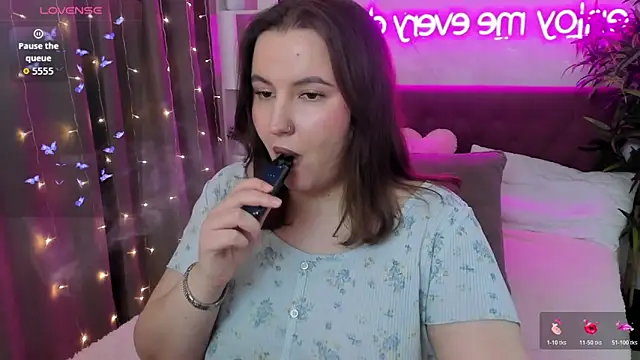 FeralPeach online show from March 13, 2026, 9:03 am