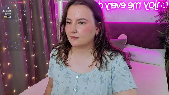 FeralPeach online show from July 15, 2026, 8:21 am