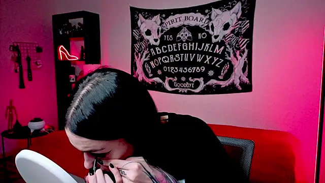 Magic Allie online show from March 28, 2026, 7:48 pm