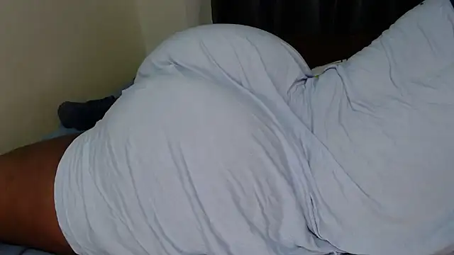 Snapshot of Nicole-stacy chatting on October 29, 2025, 11:31 am Nicole-stacy online show from October 29, 2025, 11:31 am