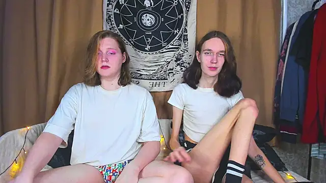 Snapshot of Calvin_and_Kevin chatting on March 18, 2025, 8:28 am Calvin and Kevin online show from March 18, 2025, 8:28 am