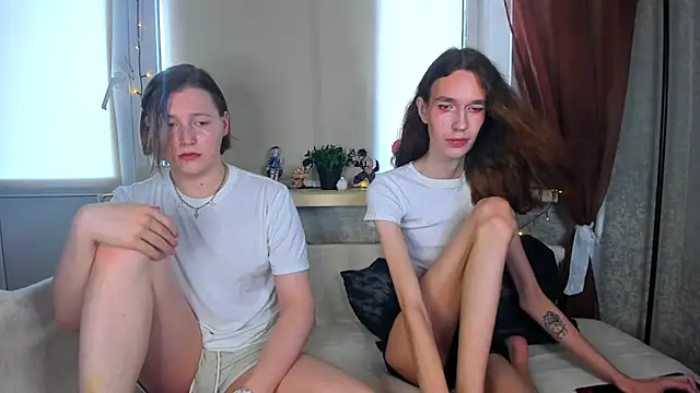 Snapshot of Calvin_and_Kevin chatting on September 27, 2025, 12:55 pm Calvin and Kevin online show from September 27, 2025, 12:55 pm