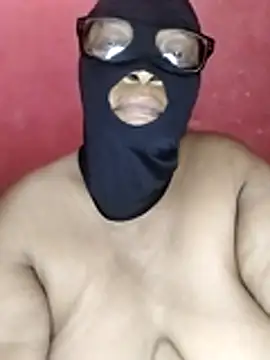 Snapshot of naughtygrannyXXX chatting on October 20, 2025, 6:19 pm naughtygrannyXXX online show from October 20, 2025, 6:19 pm