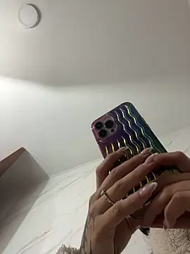 Ady 18 online show from February 6, 2026, 9:55 pm