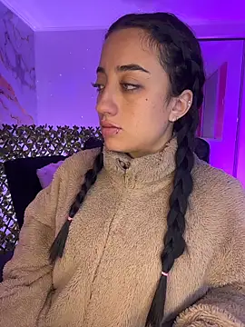 Ady 18 online show from March 10, 2026, 1:37 pm