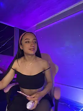 Ady 18 online show from May 15, 2026, 3:32 pm