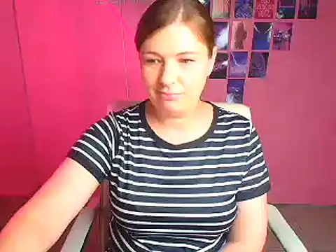 Snapshot of Lissmilf chatting on June 26, 2026, 11:49 am Lissmilf online show from June 26, 2026, 11:49 am