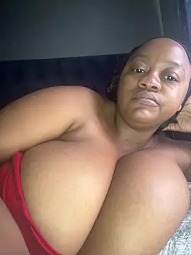 Chubbykarisma27 online show from April 13, 2026, 11:58 am