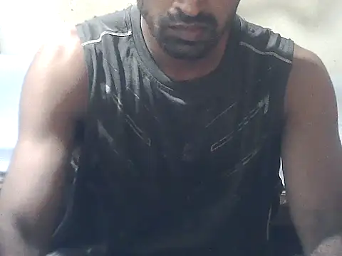 Snapshot of ROCKY_USA_18 chatting on May 14, 2026, 8:11 am ROCKY USA 18 online show from May 14, 2026, 8:11 am