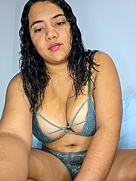 Watagatapitusberry1 online show from November 1, 2025, 11:20 pm