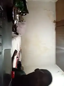 Snapshot of Uncletee112 chatting on October 26, 2025, 9:37 pm Uncletee112 online show from October 26, 2025, 9:37 pm