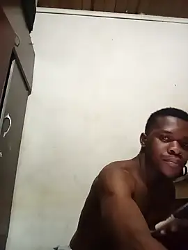 Snapshot of Uncletee112 chatting on September 12, 2025, 11:48 pm Uncletee112 online show from September 12, 2025, 11:48 pm