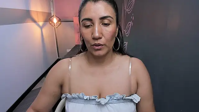 GiaFox  online show from March 18, 2025, 3:33 pm