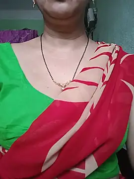 Snapshot of Rosy-B chatting on May 23, 2026, 12:09 am Rosy-B online show from May 23, 2026, 12:09 am