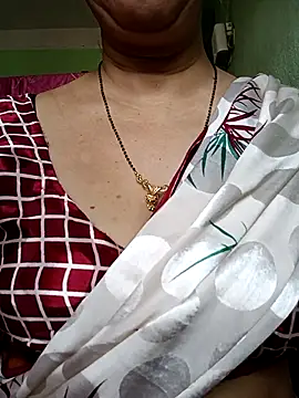 Rosy-B online show from April 24, 2026, 9:44 am