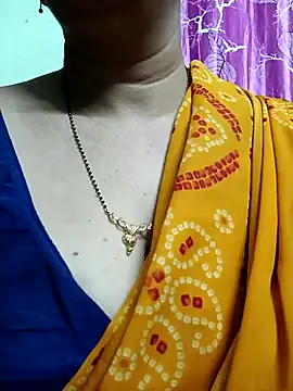 Rosy-B online show from April 2, 2026, 11:11 pm