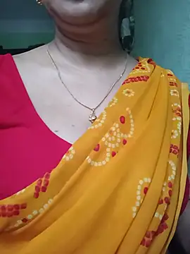 Snapshot of Rosy-B chatting on July 27, 2026, 12:39 am Rosy-B online show from July 27, 2026, 12:39 am