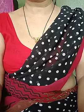 Snapshot of Rosy-B chatting on June 20, 2026, 9:47 am Rosy-B online show from June 20, 2026, 9:47 am