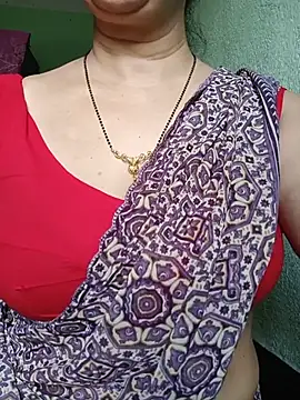 Snapshot of Rosy-B chatting on June 28, 2026, 1:01 am Rosy-B online show from June 28, 2026, 1:01 am